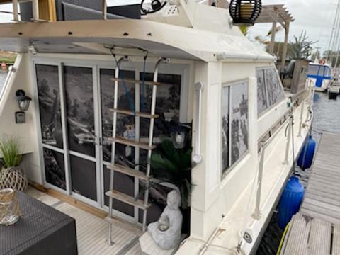 Magnifique Bateau Maison Hotel วิสเทรอัม ภายนอก รูปภาพ